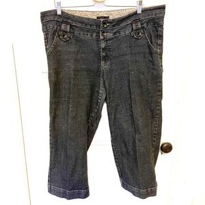 Torrid Size 20 Wide Leg Cropped Denim Capris
